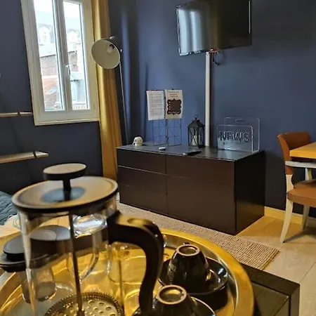 Vintage Beauvoisine Apartment Rouen
